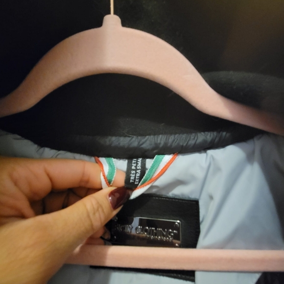 Winter jacket! - Picture 5 of 5